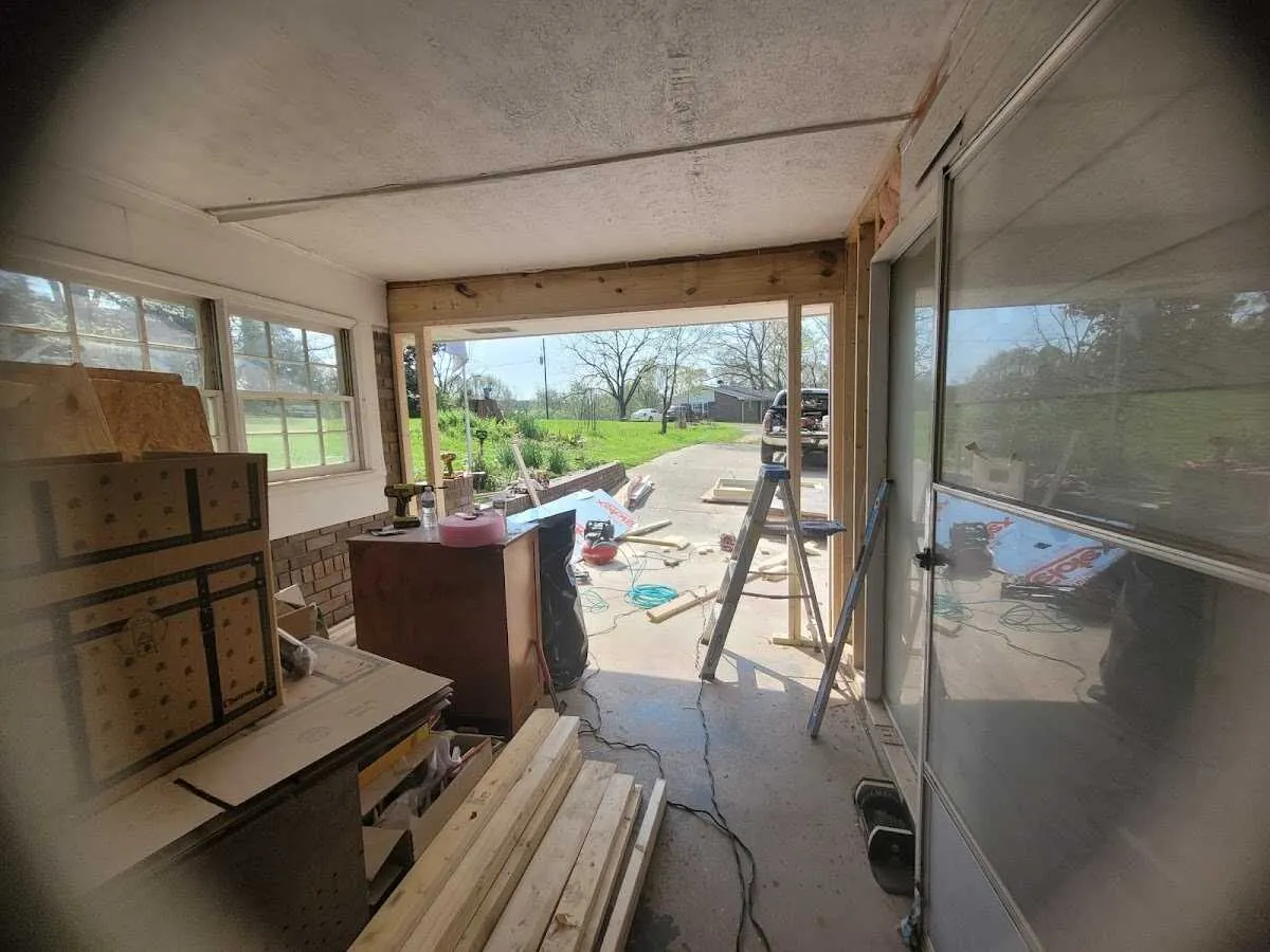 Air movers and dehumidifier for Water Mitigation Services in Center Point